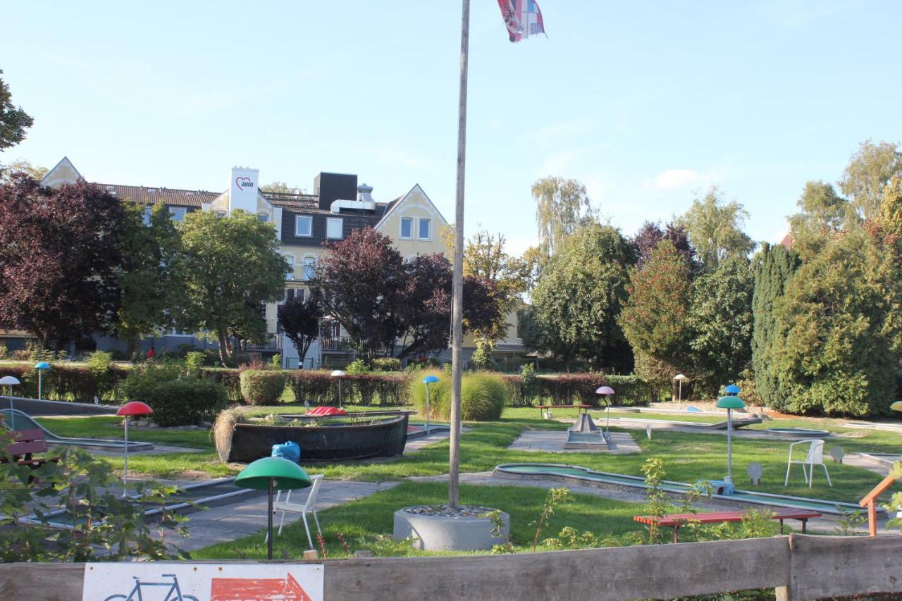 Silbermoewe Im Kirschgarten Kellenhusen Bagian luar foto